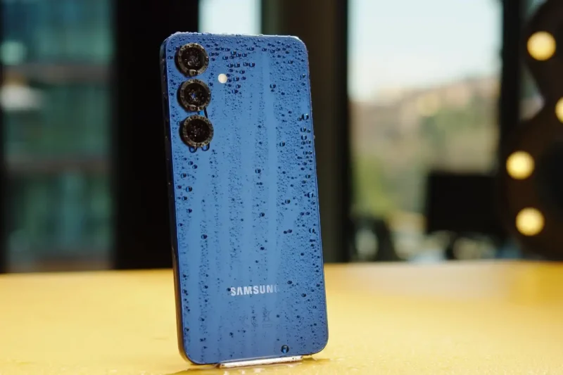 Recenzie Samsung Galaxy S25 512GB Blueblack după 7 Săptămâni de Test Real (2026)