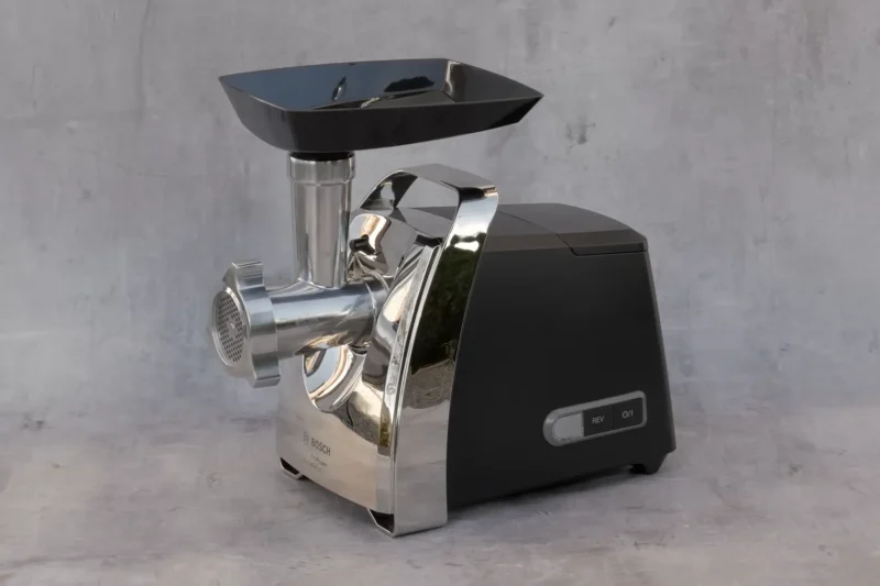 Recenzie Bosch MFW67440 — Mașina de Tocat de 2000W Testată Serios, Nu Doar Despachetată (2026)